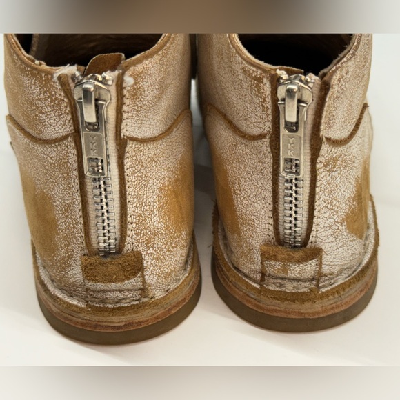 Boho Matisse “Scout” Distressed Leather Ankle Bootie Flat White Boot Sz 7 - Picture 7 of 10